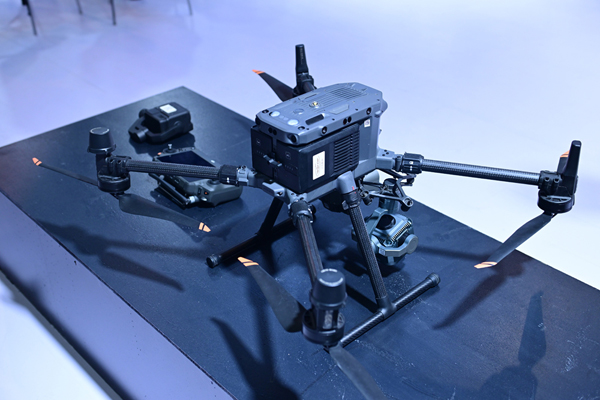 1765268388237725.jpg DSC-457.jpg